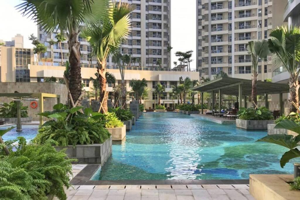 Cozy 3br At Taman Anggrek Apartemen Jakarta